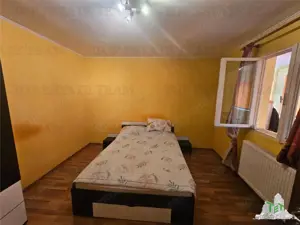 Casa la curte cu garaj dublu langa Padurea Rosu - imagine 9