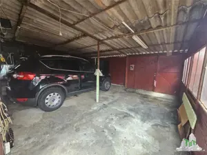 Casa la curte cu garaj dublu langa Padurea Rosu - imagine 3