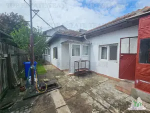 Casa la curte cu garaj dublu langa Padurea Rosu - imagine 5