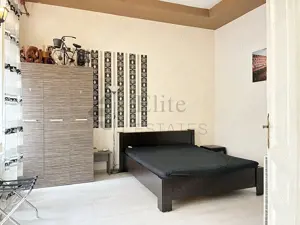 Apartament central cu 3 camere de vanzare in Oradea - imagine 2