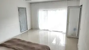 Casa langa oras la 10 minute