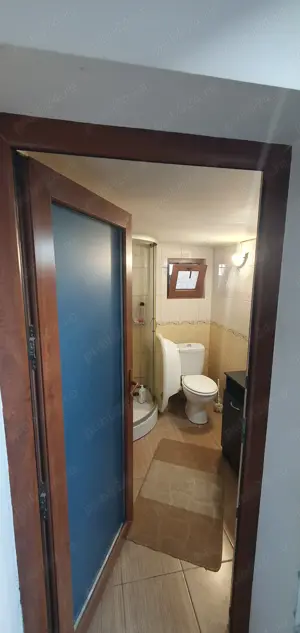 Vand urgent casa la curte  - langa statia de metrou Piata Muncii !!! - imagine 2