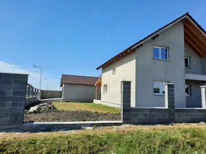 Casa de vanzare - imagine 4