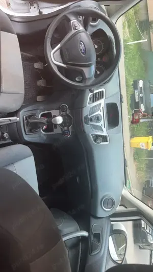 Ford fiesta - imagine 5