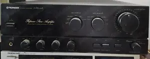 Amplituner PioneerA 656