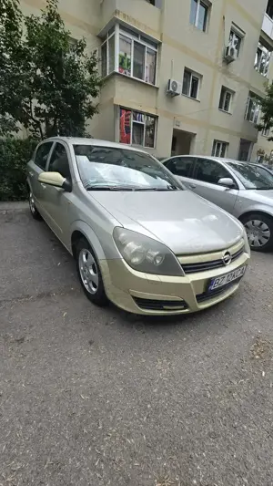 Vand Opel Astra H - imagine 2