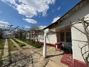 De vânzare casa bătrânească sat Calmatui, comuna Grivita, județul Galati - imagine 6