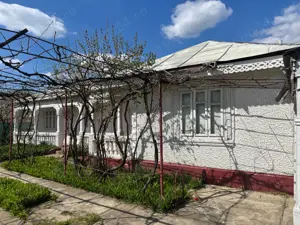 De vânzare casa bătrânească sat Calmatui, comuna Grivita, județul Galati - imagine 4