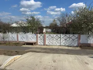 De vânzare casa bătrânească sat Calmatui, comuna Grivita, județul Galati