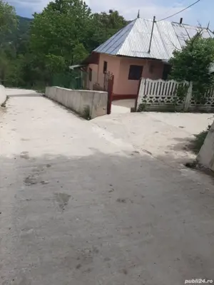 vind casa cu toate utilitățile  - imagine 5