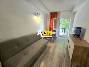Apartament cu 2 Camere, Zona Piata Cetate