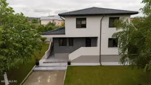 Bascov - Labusesti, Casa P+E, garaj, teren 809 mp!