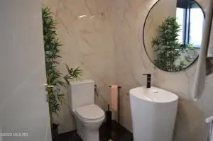 Bascov - Labusesti, Casa P+E, garaj, teren 809 mp! - imagine 19