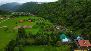 In cartea de povesti a Pietrei Craiului, ansamblu turistic in circuit,Plaiul Foii