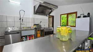 In cartea de povesti a Pietrei Craiului, ansamblu turistic in circuit,Plaiul Foii - imagine 18