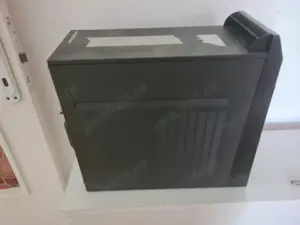 Sistem PC Lenovo Thinkcentre M72E