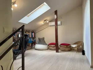 Vand schimb  apartament duplex ( Tineretului Apartamentul e pozitiona-Timpuri Noi , terasa, gradina) - imagine 10 Vand schimb  apartament duplex ( Tineretului Apartamentul e pozitiona-Timpuri Noi , terasa, gradina) - imagine 10