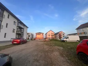 Teren Pentru 15 Apartamente - 350 000 Euro