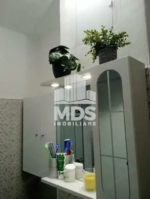 Decomandat cu 2 balcoane, mobilat si utilat - imagine 13