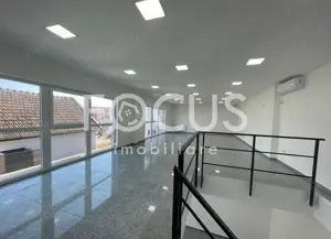 Inchiriez spatiu in zona Lipovei - imagine 2