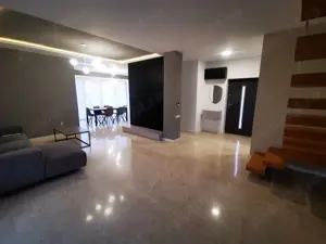 Vila 4 camere, de vanzare, Zona Bucium - Hanul 3 Sarmale