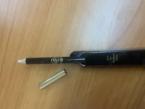 Creion de buze Giordani Gold Iconic