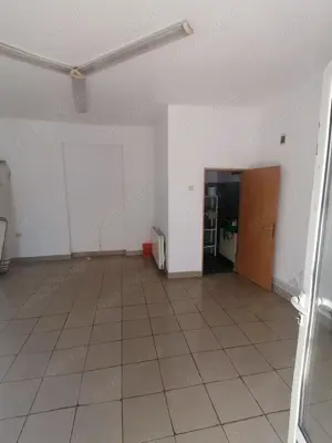 De vanzarr camera cu intrare din strada - imagine 3