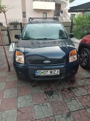 Vand Ford Fusion benzina