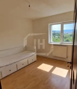 Apartament cu 3 camere decomandat, zona Manastur