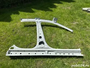 Prag interior (intaritura) hyundai cn7 stanga 