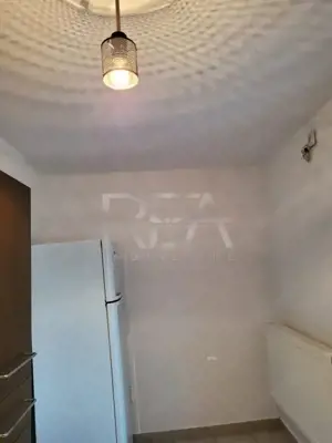 Casă de vânzare în zona bulevardului Decebal - imagine 9