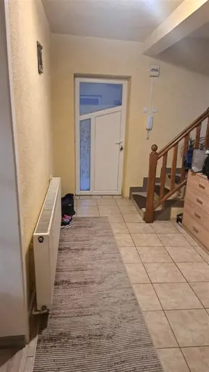 Casa de vanzare in Ungheni zona Centrala,Complet mobilata si utilata - imagine 13