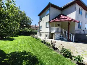 Casa de vanzare in Ungheni zona Centrala,Complet mobilata si utilata - imagine 2