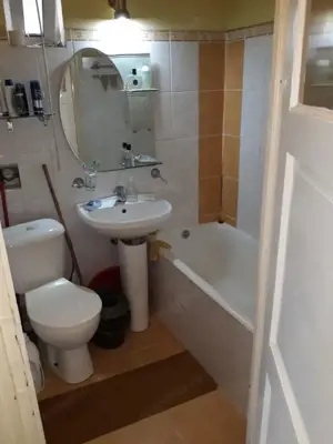 Vanzare apartament cu 3 camere, 75 mp, beci + garaj, ULTRACENTRAL - imagine 8