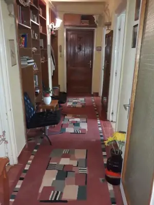 Vanzare apartament cu 3 camere, 75 mp, beci + garaj, ULTRACENTRAL - imagine 7