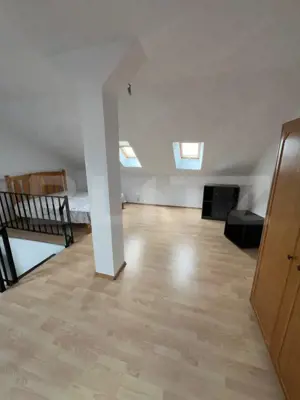 Apartament de vanzare, cu 3 camere, 115 mp, zona Tilisca - imagine 7