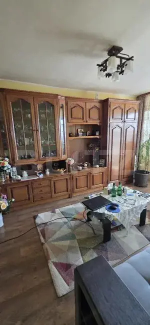 Apartament de vanzare, cu 4 camere, 4 balcoane, 75 mp, zona Blv Bucuresti - imagine 4