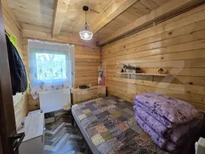 Cabană lemn cu 4 dormitoare, 120mp, teren intravilan de 1250mp - imagine 8