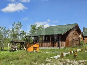 Cabană lemn cu 4 dormitoare, 120mp, teren intravilan de 1250mp - imagine 2