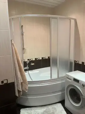 Garsoniera disponibila in zona Tractorul langa Coresi - imagine 4 Garsoniera disponibila in zona Tractorul langa Coresi - imagine 4