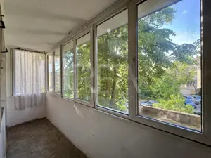 3 camere cu vedere pe spate in Banu Manta | bloc 1978