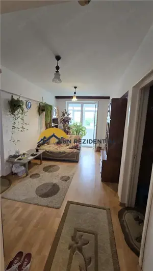 Berceni-Luica,apartament 3 camere transformat in 4 camere - imagine 8