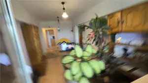 Berceni-Luica,apartament 3 camere transformat in 4 camere - imagine 2