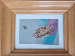 Goblen vechi cu rama din lemn lacuita si sticla peste goblen, model 2 - imagine 4