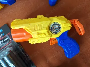 Pistol de Jucarie tip XCESS model X-Shot MK 03 + 04 proiectile