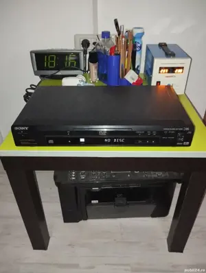 CD   DVD Player Samsung DVP-S335