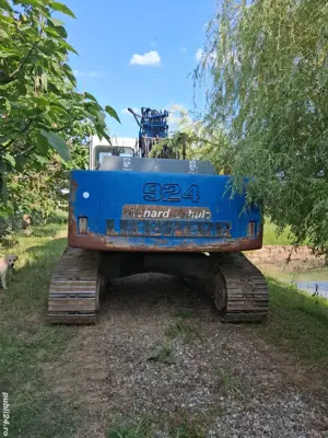 Excavator Liebher R924 - imagine 5