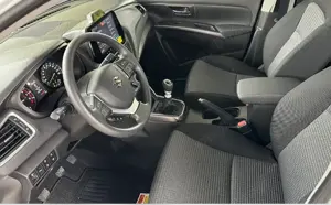 Vând Suzuki s-scros hibrid 2025 garanție 10 ani - imagine 5 Vând Suzuki s-scros hibrid 2025 garanție 10 ani - imagine 5