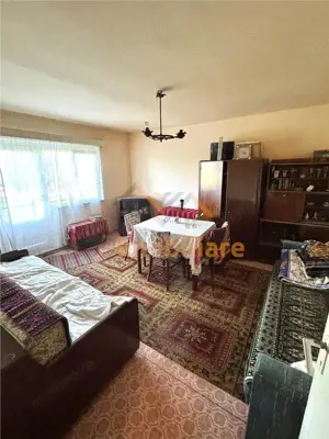 APARTAMENT CU 4 CAMERE,VOIVOZI - imagine 2