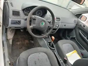 Skoda Fabia 1,2 benzina cu GPL - imagine 6